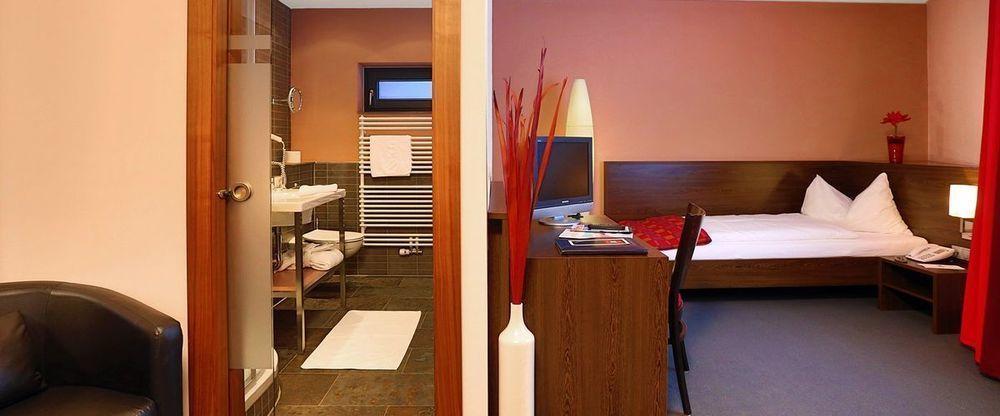 אוברגורגל Josl Mountain Lounging Hotel - Adults Only! מראה חיצוני תמונה